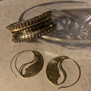 Bracelet and Earrings Set-Custom Heavy Duty Jewelry Pieces-Holiday Ready!